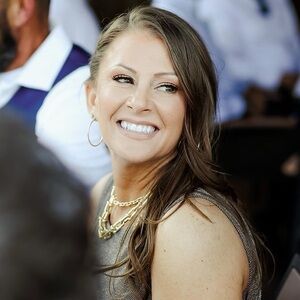 Meet your Posher, Tiffany